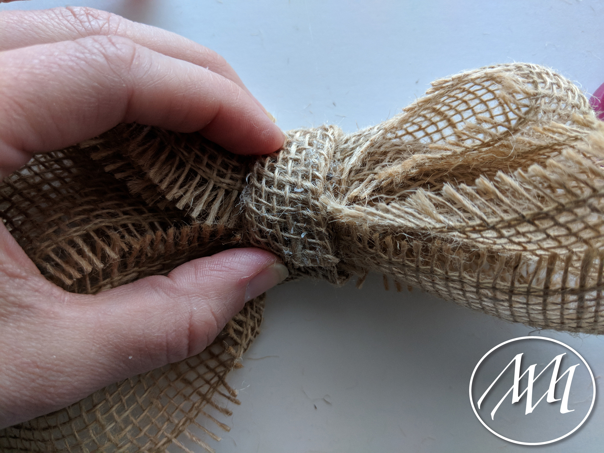 How to make a burlap bow