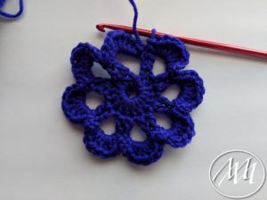 all petals complete for crochet flower