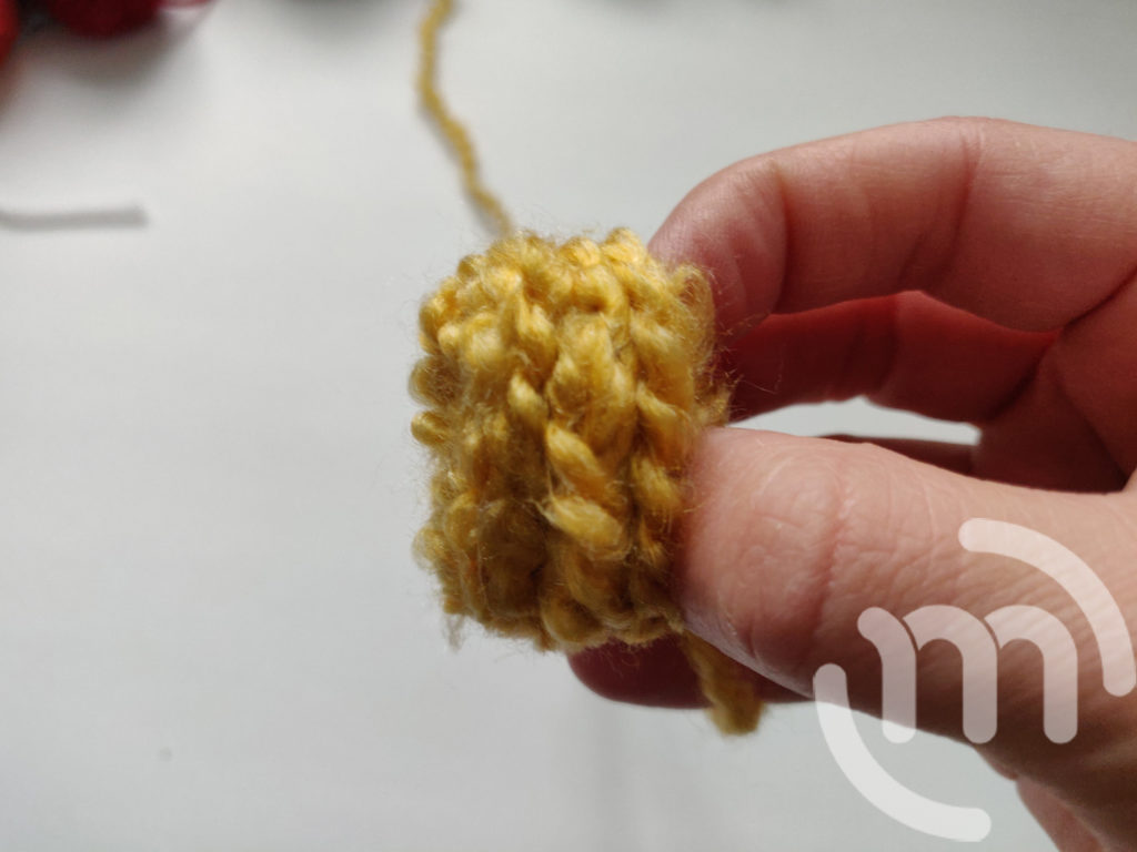 Making a ball of yarn