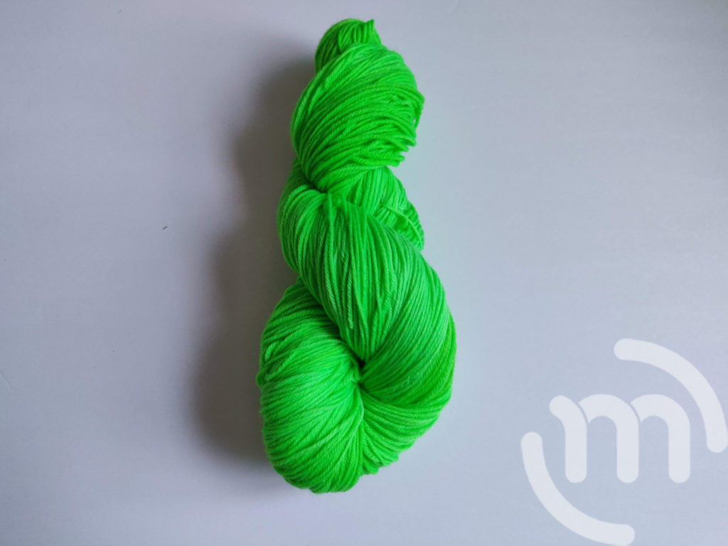 Dyeing Yarn with Jacquard Acid Dyes: Kelly Green